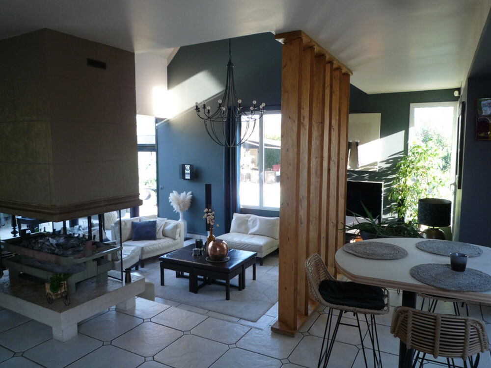 Vente Maison ARCY SAINTE RESTITUE (02) belle maison d'architecte de 291 m2 sur un terrain de 7000 m2 Arcy sainte restitue