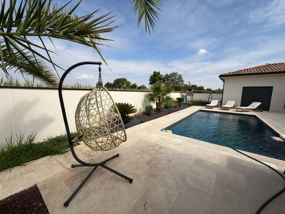 VILLA COMTEMPORAINE DE PLAIN PIED - T5 - PISCINE - POOL HOUSE - DOUBLE GARAGE - CARBONNE