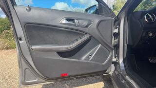 Classe GLA I 220 d 177 7G-DCT Fascination - Automatique 2017 occasion 24000 Perigueux