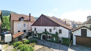  Maison à vendre 15 + pièces 210 m²