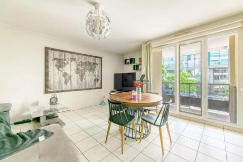   Tours Gare - T2 avec balcon et parking, vendu lou� Appartement - 2 pi�ce(s) - 52 m�