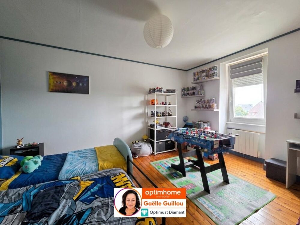 Vente Immeuble CLEDER  : ensemble immobilier maison + local commercial + Hangar Cleder