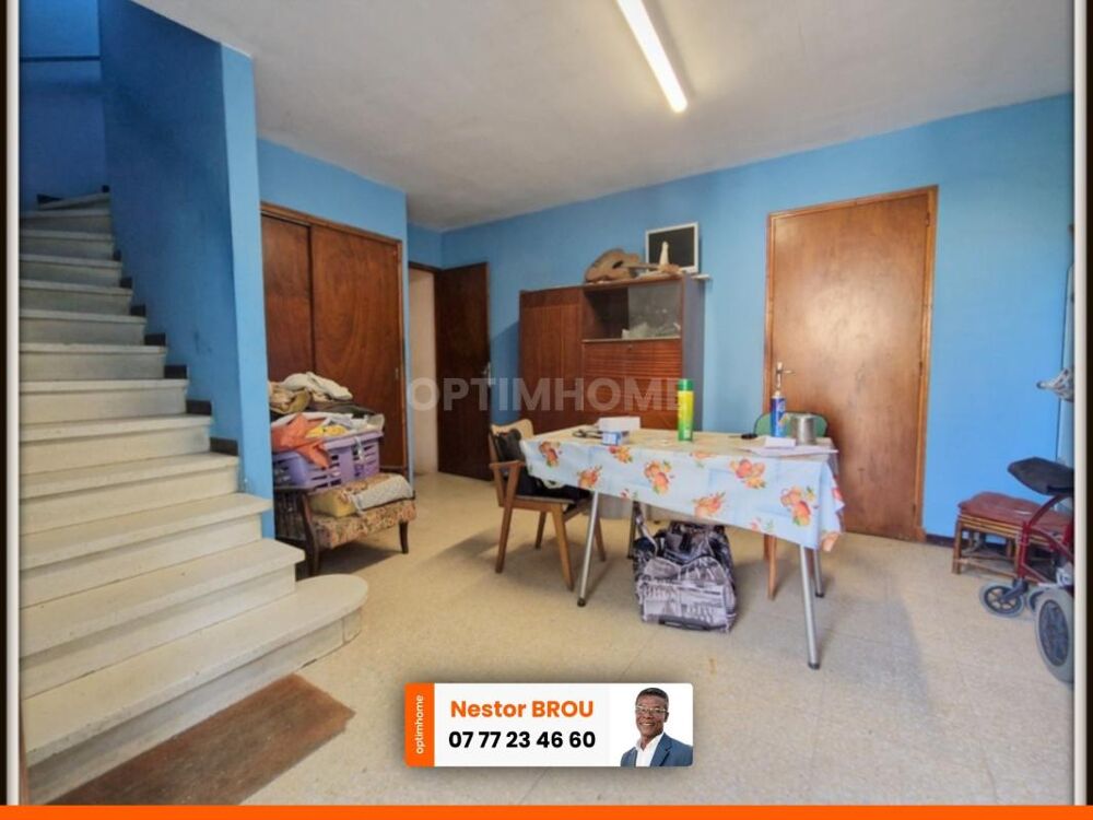Roquemaure (30)  Maison familiale de 187 m² sur terrain de 657 m²