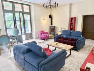  Propri�t�/ch�teau � vendre 15 + pi�ces 641 m�