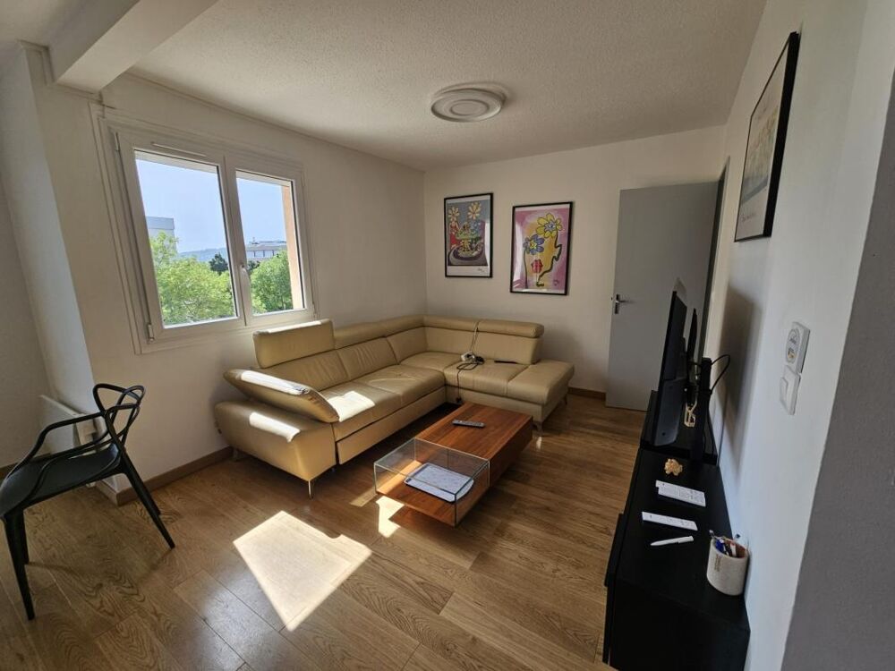 Vente Appartement Appartement avec asensceur, 3 piéces, une cave et 1 place de parking privée Cournon d auvergne
