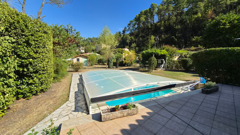 Maison de plain pied à vendre 5 pièces avec piscine LE MARTINET (30)