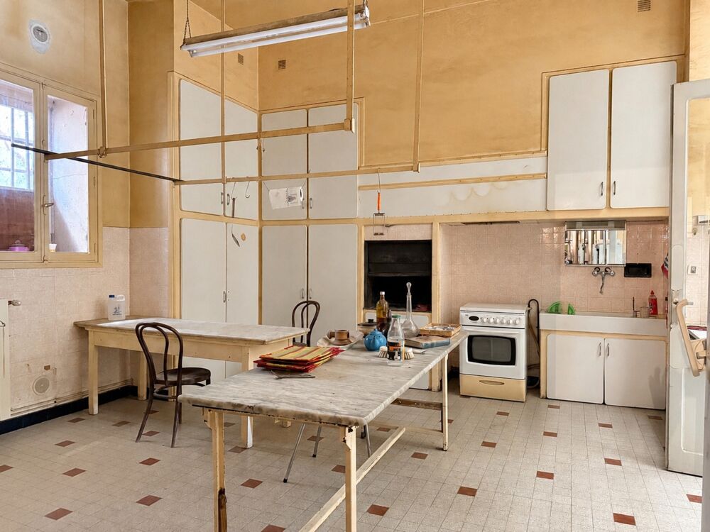 Vente Maison Projet de rénovation – Maison de maître de 230 m² et seconde habitation possible – Coursan Coursan