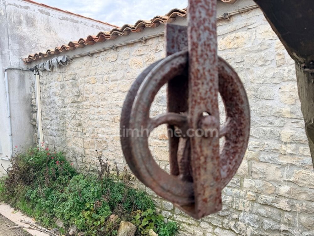 Maison typiquement village de Plain-pied A Sainte-Marie-de-Ré 17740 (La Noue)