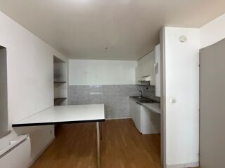  Appartement à louer 2 pièces 38 m²