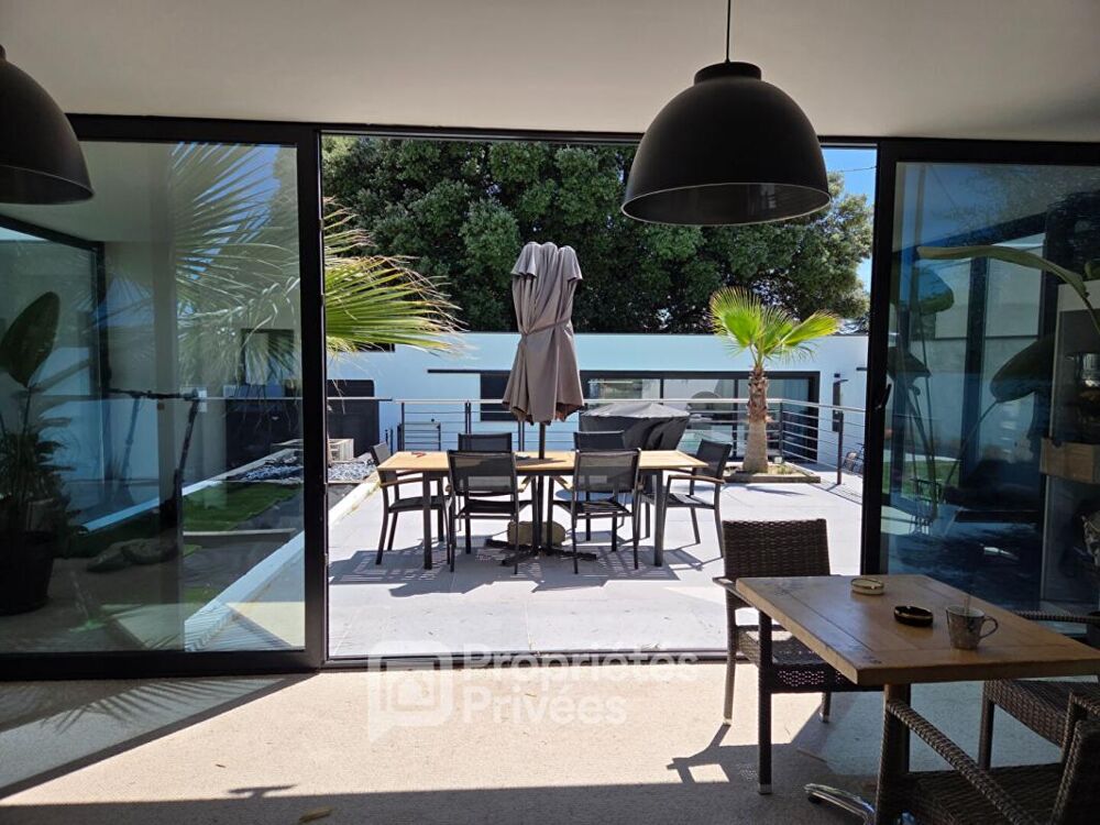 Maison Montélimar 6 pièces 225 m2