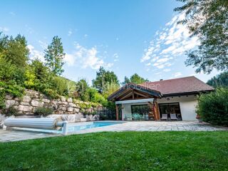  Maison  vendre 8 pices 190 m