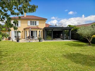  Villa à vendre 7 pièces 190 m²