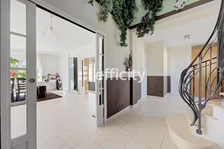  Villa � vendre 10 pi�ces 300 m�