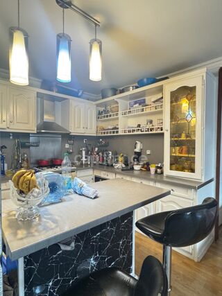  Maison à vendre 12 pièces 246 m²