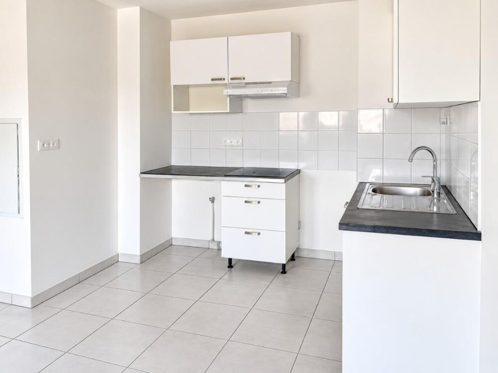 Location Appartement T2 avec balcon et parking à MARSEILLE Marseille 10