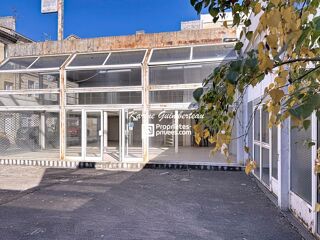  Immeuble à vendre 10 pièces 280 m²
