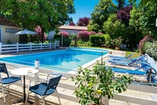  Maison à vendre 15 + pièces 428 m²
