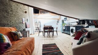  Appartement à louer 3 pièces 128 m²