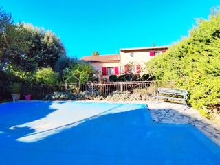  Propriété/château à vendre 10 pièces 208 m²