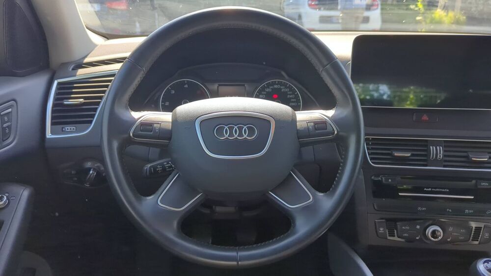 Q5 I 2.0 TDI 150 Ambition Luxe - Entretien constructeur 2017 occasion 59000 Lille