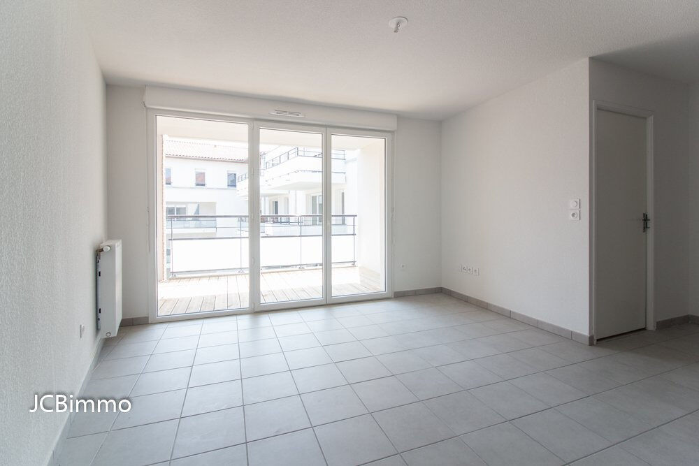 Location Appartement MONDONVILLE - T2 récent avec terrasse et parkings Mondonville