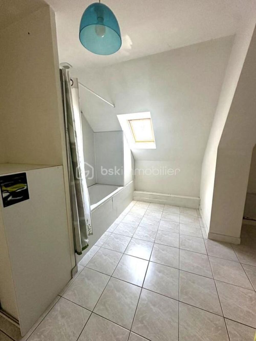 Vente Maison Maison avec fort potentiel - Double logement - 232m² Saint laurent en gatines