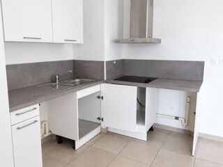 Location Appartement Appartement T2 avec terrasse et parking à Marseille Marseille 14