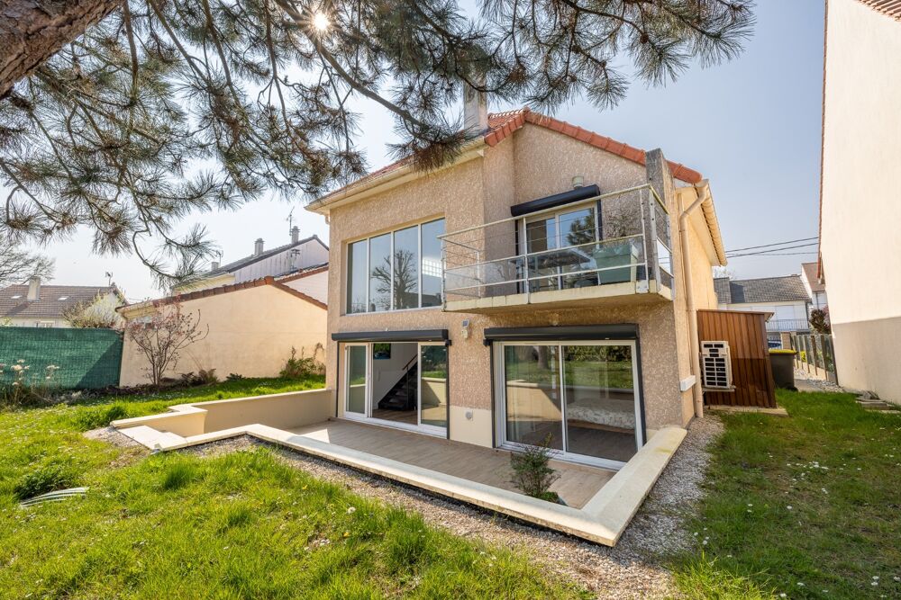 Vente Maison A vendre maison climatisée Sainte Genevieve des Bois (91700) véritable coup de cœur dans le Triangle d'Or : une maison individue Sainte genevieve des bois