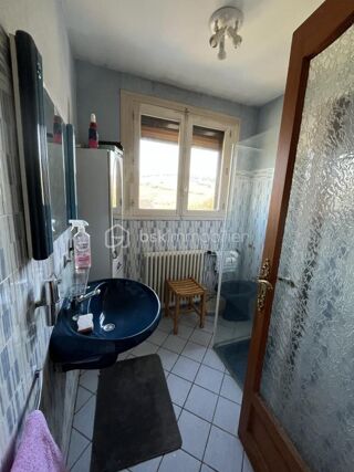  Maison � vendre 10 pi�ces 218 m�