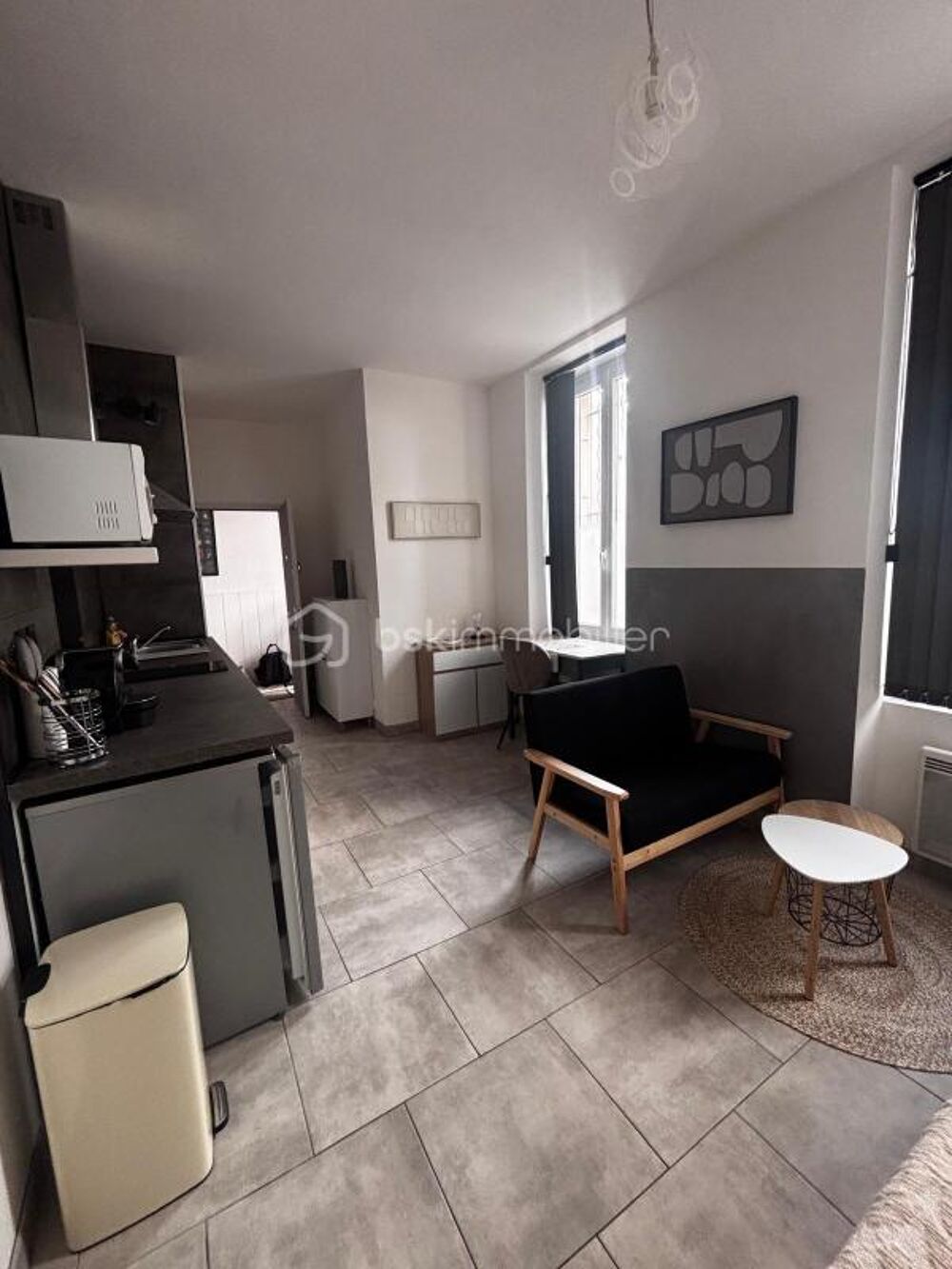 Location Appartement Studio meublé refait à neuf avec goût - Cœur de ville (Salon-de-Provence) Salon de provence