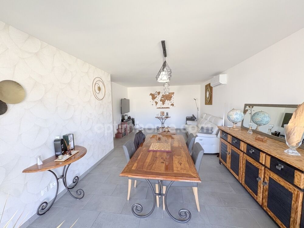 ROMORANTIN-LANTHENAY  Élégante maison contemporaine de plain-pied de 138 m² avec 4 chambres, garage et terrain paysagé de 717 m