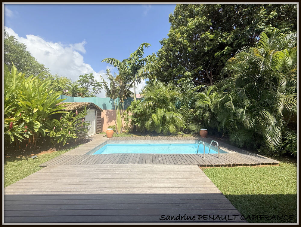 A VENDRE A KOUROU (GUYANE FRANCAISE) UNE SPLENDIDE MAISON T4 JUMELEE de 90 m² - TERRAIN DE 297 m² - AU PRIX DE 379 000 €