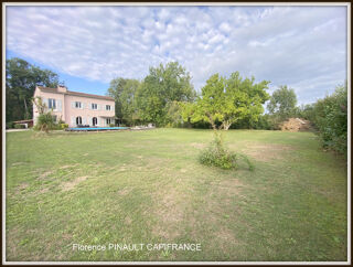  Maison � vendre 8 pi�ces 219 m�