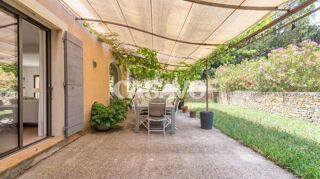  Propriété/château à vendre 6 pièces 205 m²