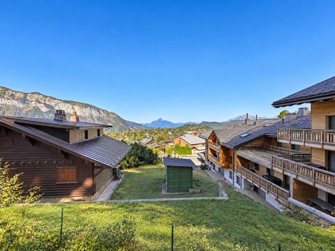   Appartement T3 avec grand jardin, cave et parking LES CARROZ D'ARACHES (74) Appartement - 3 pièce(s) - 71 m²