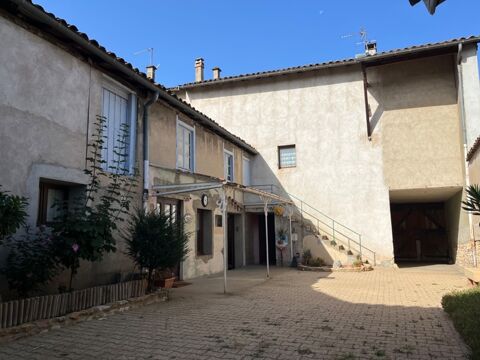 Dpt Rhône (69), a vendre proche villefranche 300 m2 de dépendances + 104 m2 de maison 300000 Villefranche-sur-Sane (69400)