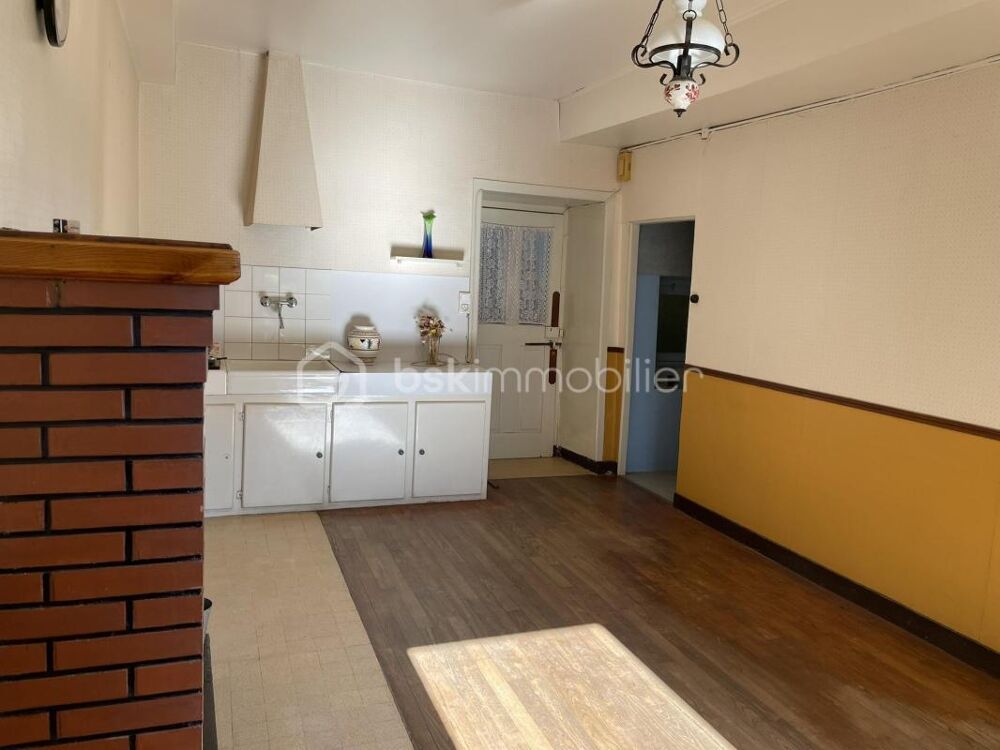 Vente Maison A 5 MN DE PLOERMEL – MAISON 114 M² À RÉNOVER – FORT POTENTIEL INVESTISSEUR – TERRAIN 300 M² + DÉPENDANCE La chapelle caro