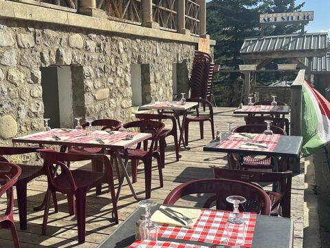   LA FOUX D'ALLOS (04), FDC à vendre restaurant, spécialités italiennes, pas de pizza, CA 170KE 