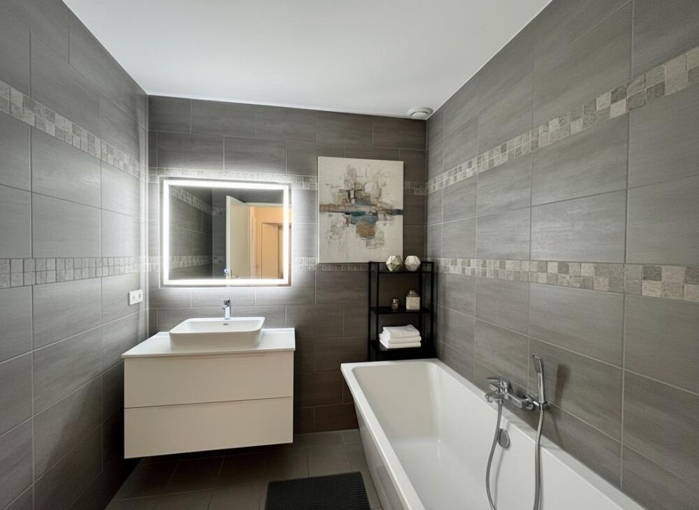 Vente Appartement Appartement trois pièces lumineux avec balcon et box à Bondy Proche RER E Bondy