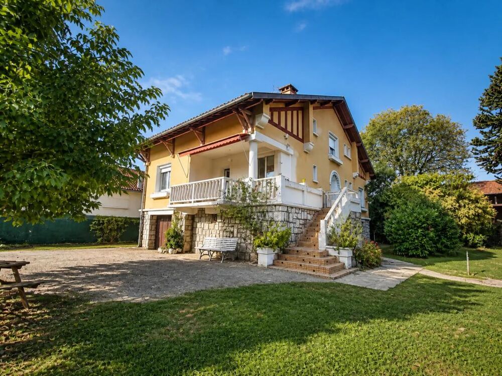 Vente Maison Maison de 214 m² avec garage et jardin à Lannemezan Lannemezan