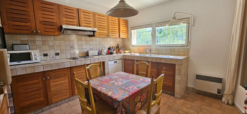  vendre  Maison Le Revest-les-Eaux (83200)