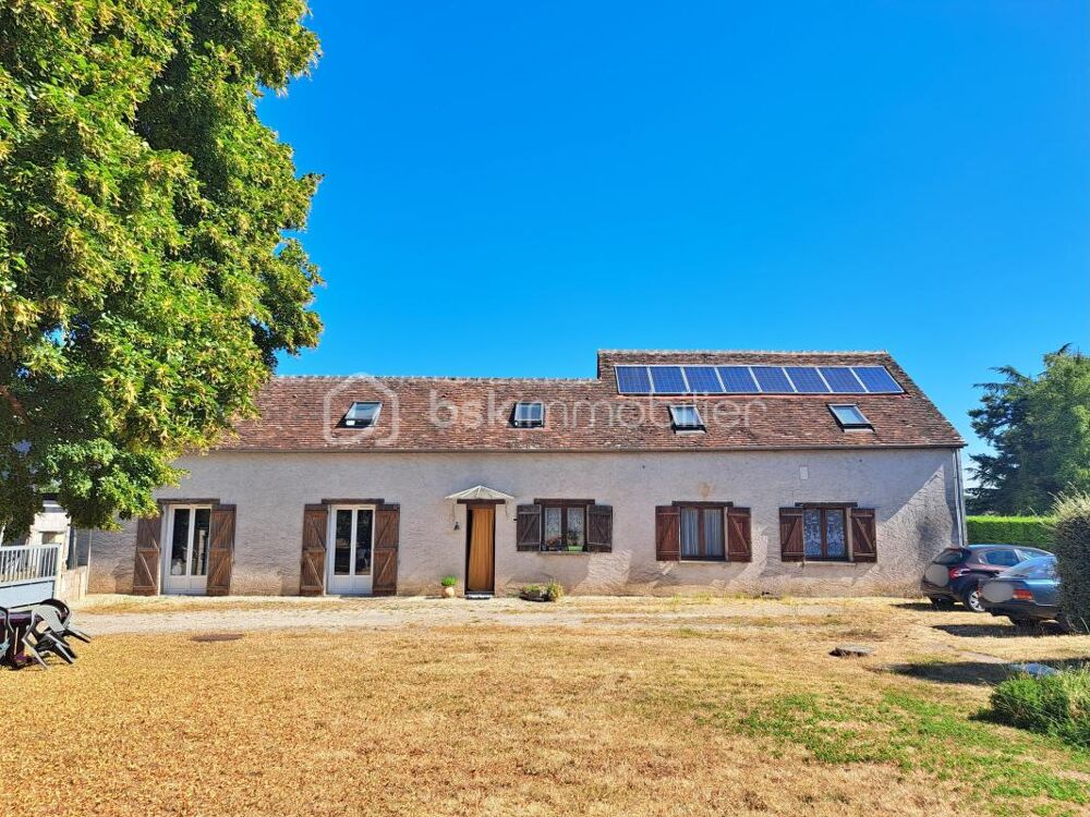 Longère Truyes avec terrain de 2342m²