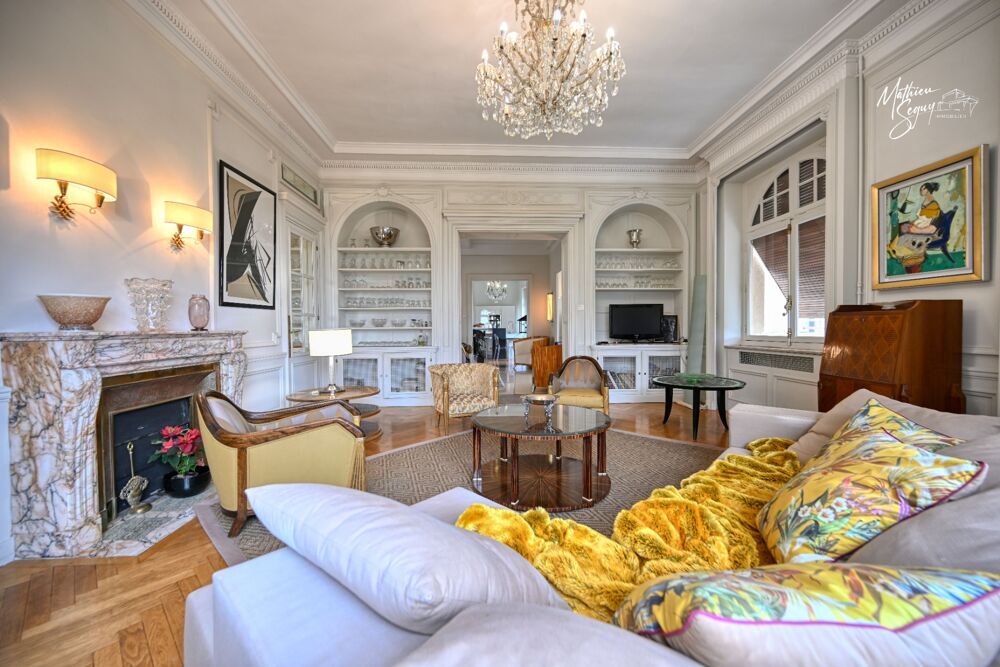 Vente Propriété/Château Propriete à vendre 13 pièces proche de SAINT SYMPHORIEN SUR COISE (69) de 525m² sur un parc classé de 5800 m² Chazelles sur lyon