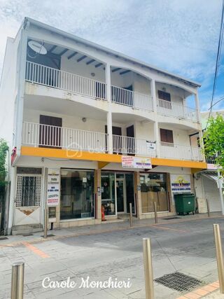  Immeuble � vendre 9 pi�ces 300 m�