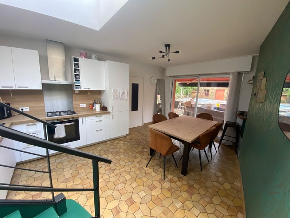 Vente Immeuble MURS COMMERCIAUX AVEC LOGEMENT – BAR TABAC – INVESTISSEMENT MIXTE Locmine