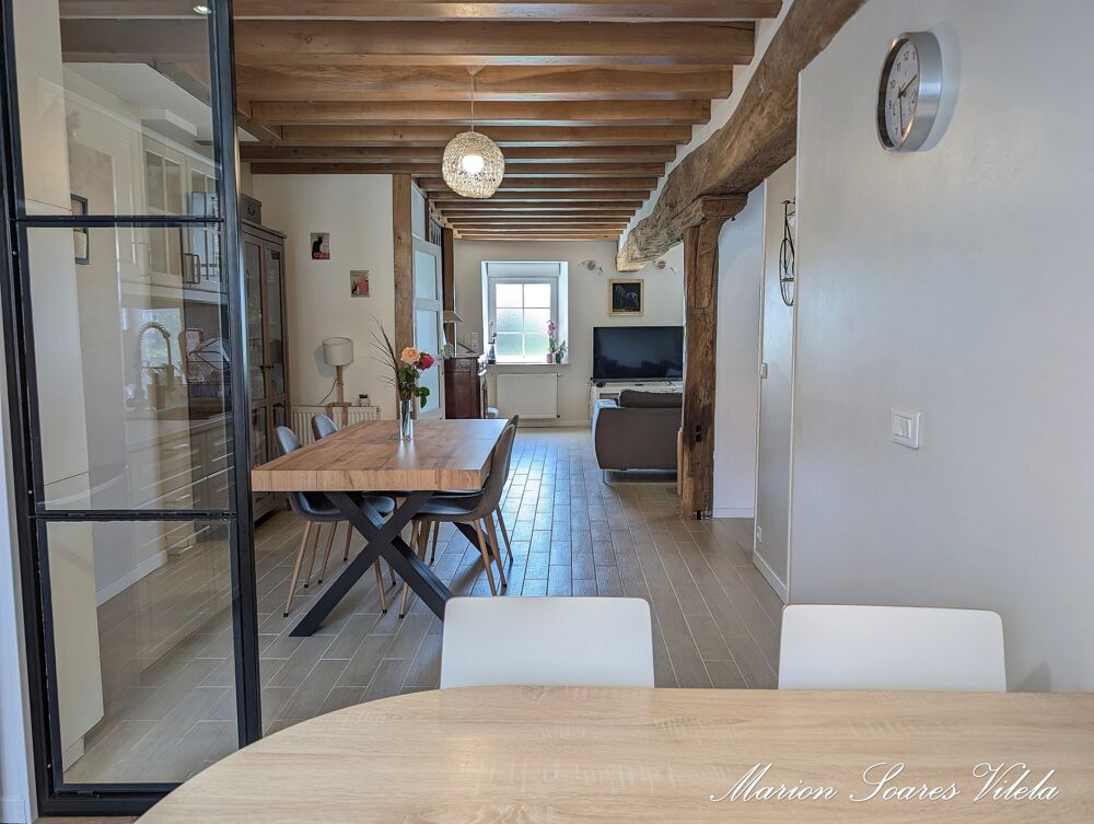 Vente Maison Maison en pierre rénovée avec goût – 148 m² – 4 chambres – Grand garage Chaumes en brie