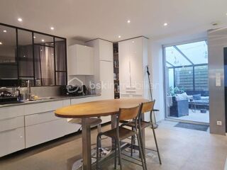  Maison � vendre 10 pi�ces 266 m�