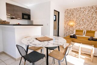  Maison à vendre 12 pièces 304 m²