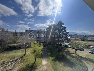  Appartement � vendre 4 pi�ces 79 m�