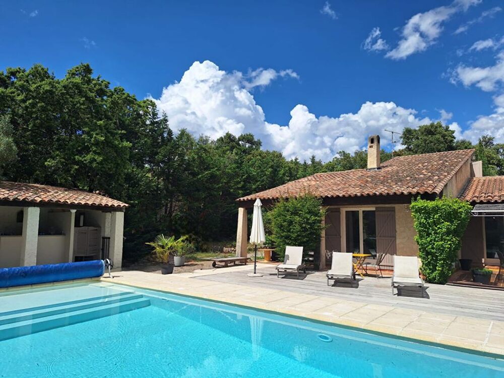 Maison + Gîtes: 8 pièce(s) 163 m2, piscines, terrain de 2700m², garage, 2Tiny houses